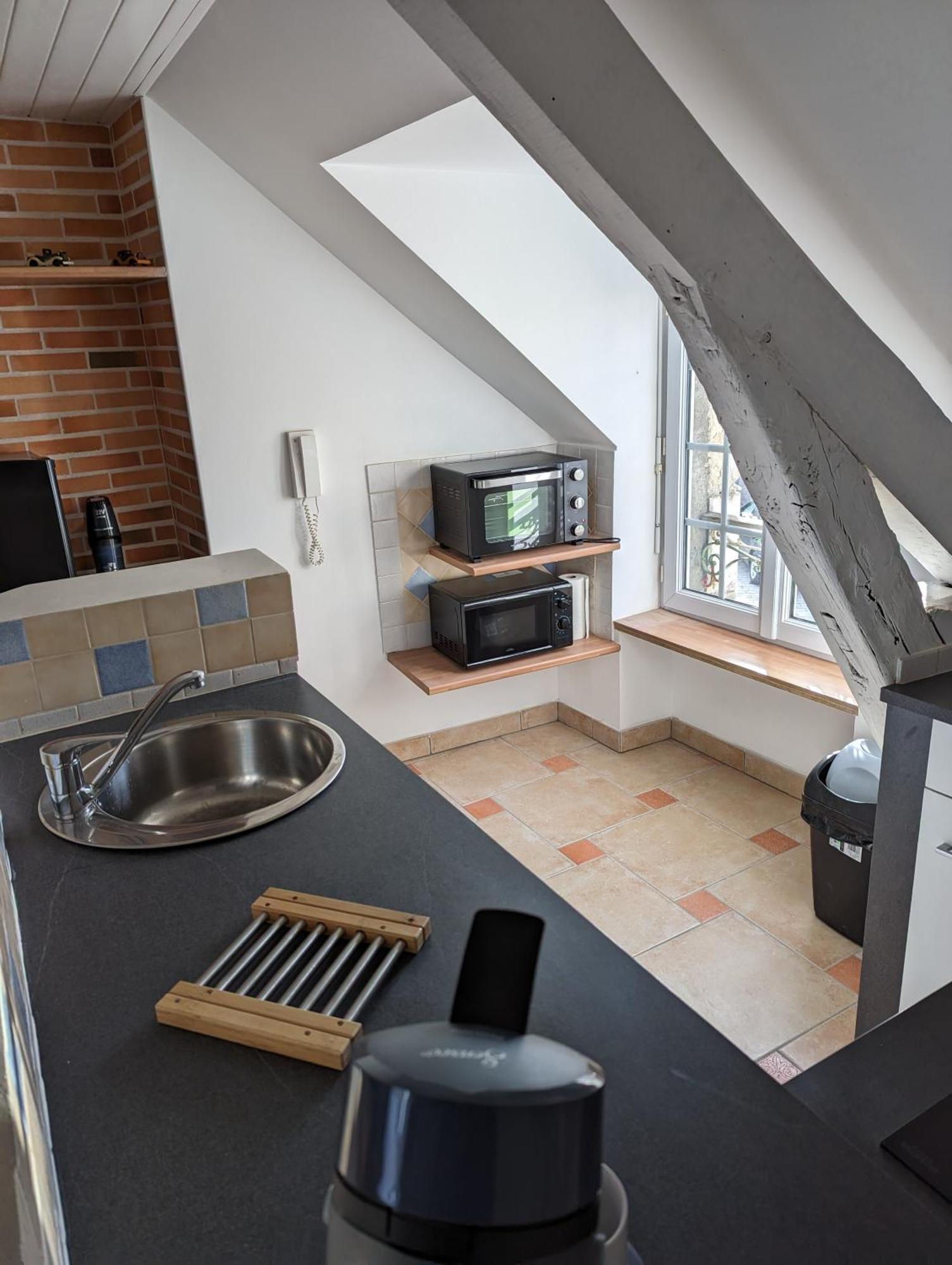 Le Bleuet Apartment